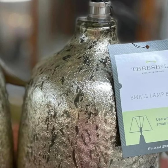 SILVER THRESHOLD TABLE LAMPS - Picture 3 of 3